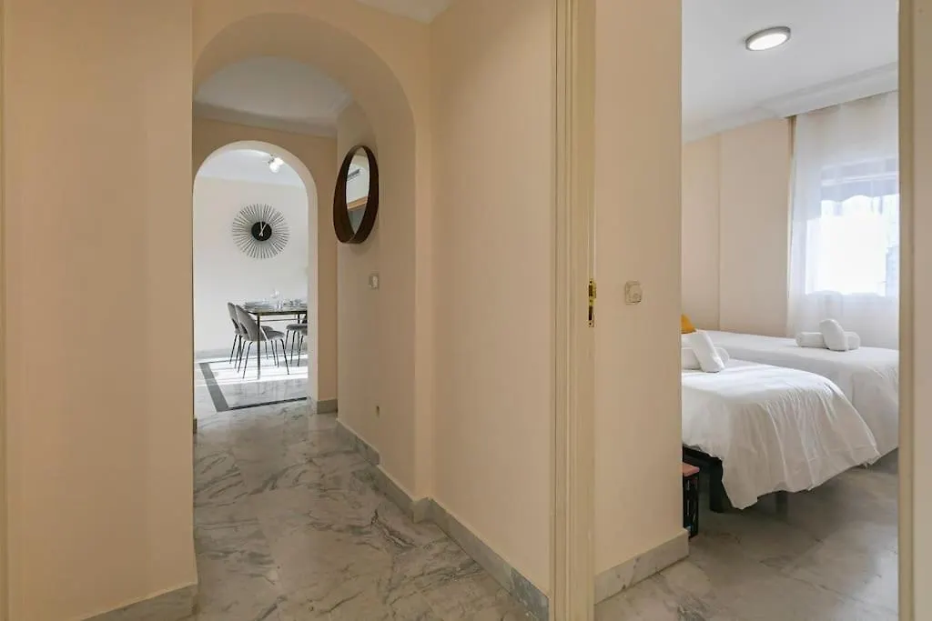 Luminous Apartment In Puerto Banus, Marbella Spain