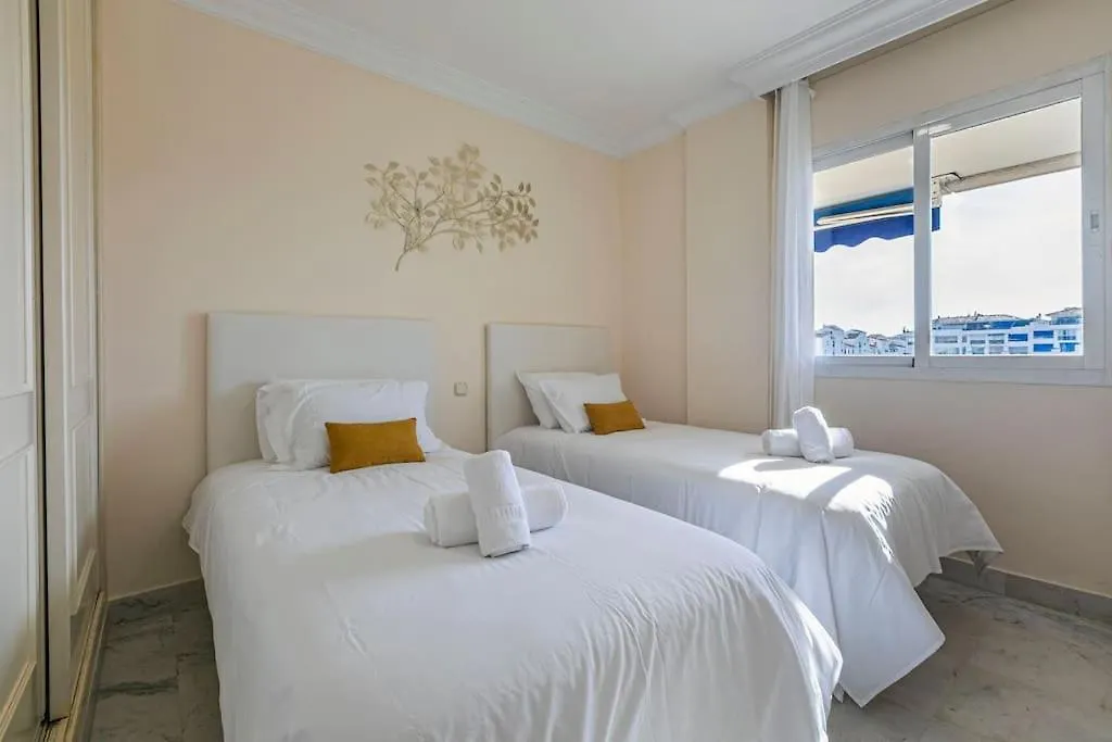 Luminous Apartment In Puerto Banus, Marbella
